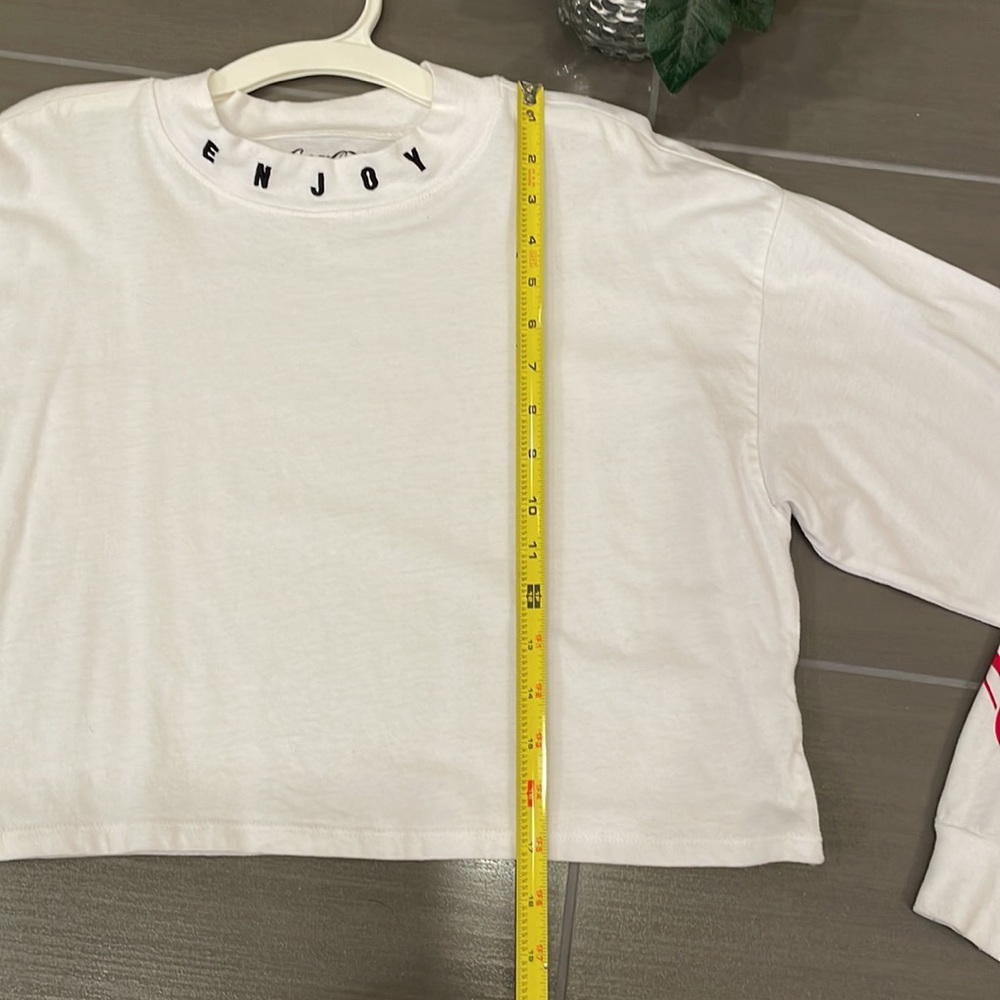 Forever 21 Women’s Coca Cola Crop Top - Picture 8 of 11